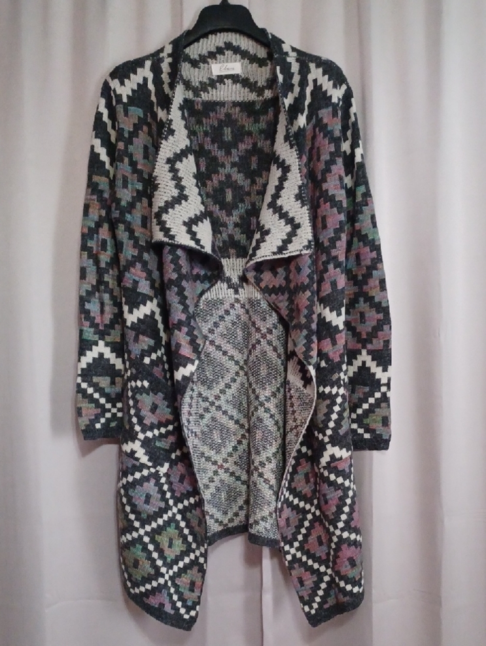 Elan Size M Aztec Geometric Knit Draped Open Front Longline Cardigan Pockets